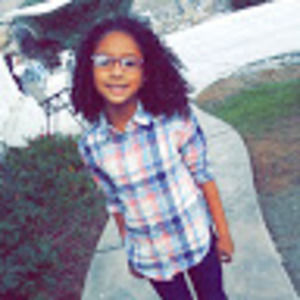 Meet your Posher, Tia